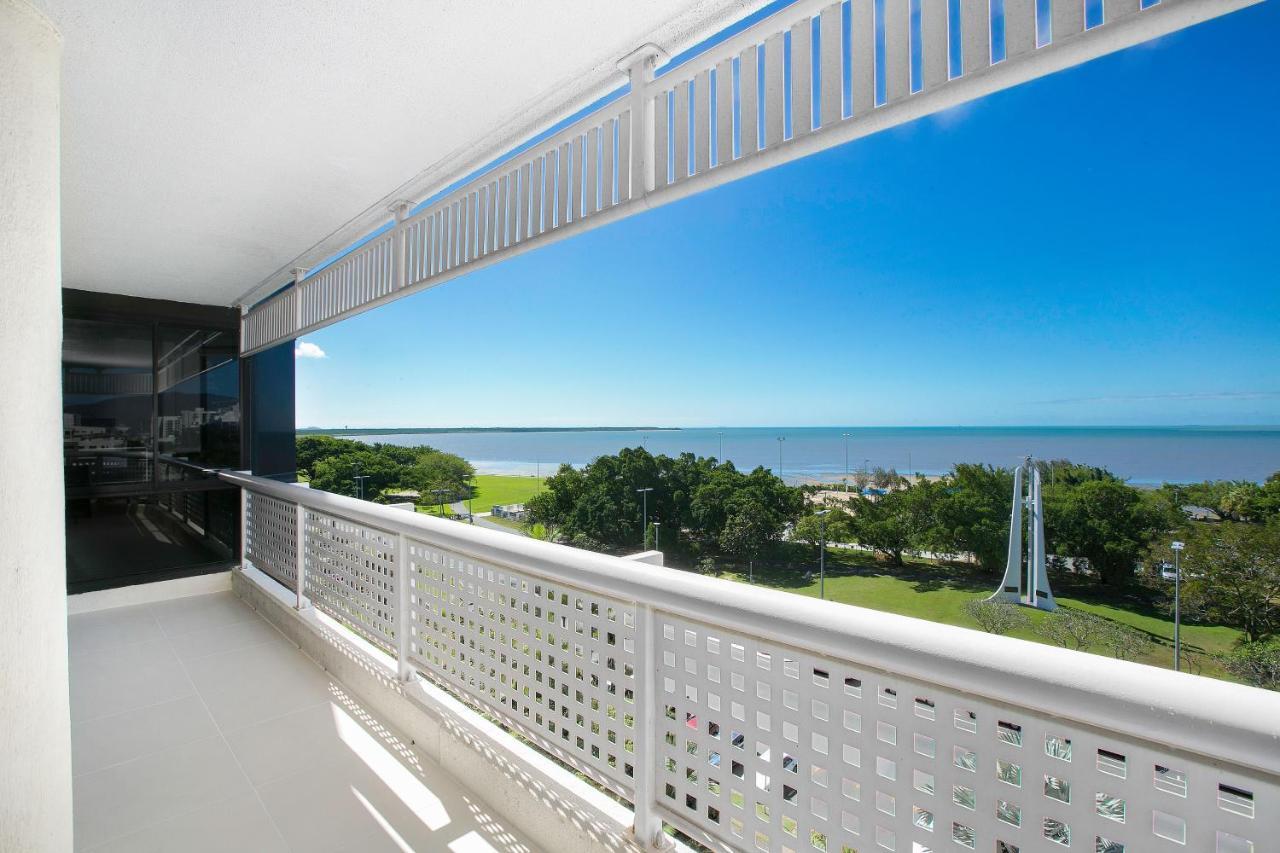 Cairns Luxury Seafront Apartment Eksteriør bilde